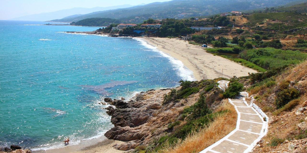 Plaja Livadi – Ikaria Plaja Livadi - Ikaria