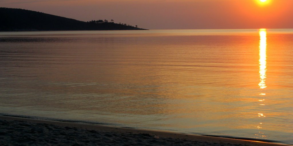 Rasarit de soare in Golden Beach