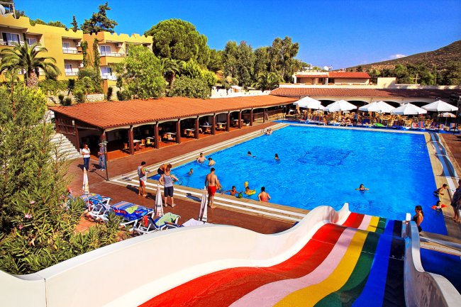 Pigale Beach Resort - Kusadasi