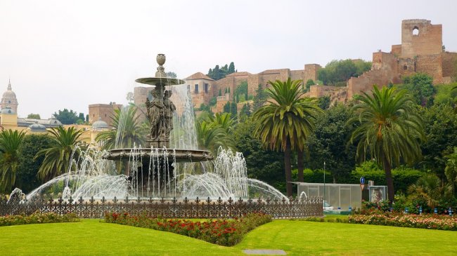 Castelul Alcazaba – Malaga, Spania Castelul Alcazaba - Malaga, Spania