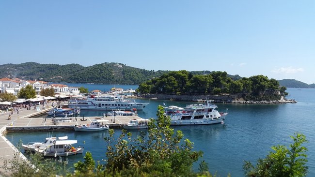 Croaziera in insula Skiathos