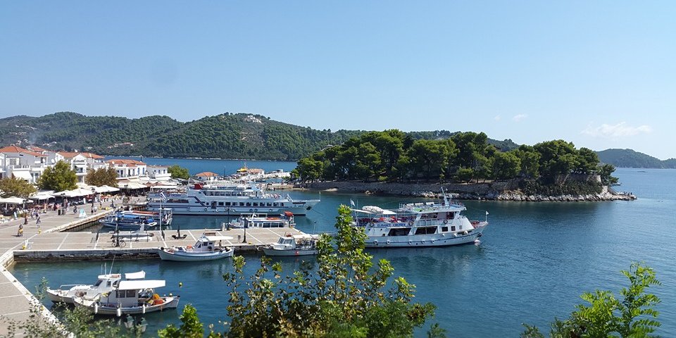 Croaziera in insula Skiathos