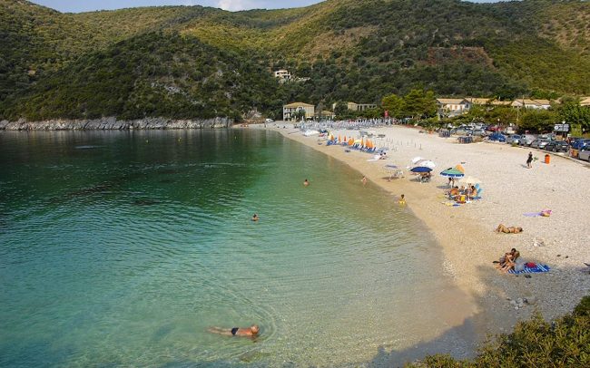 Plaja Mikros Gialos – Poros, Lefkada Plaja Mikros Gialos - Poros, Lefkada